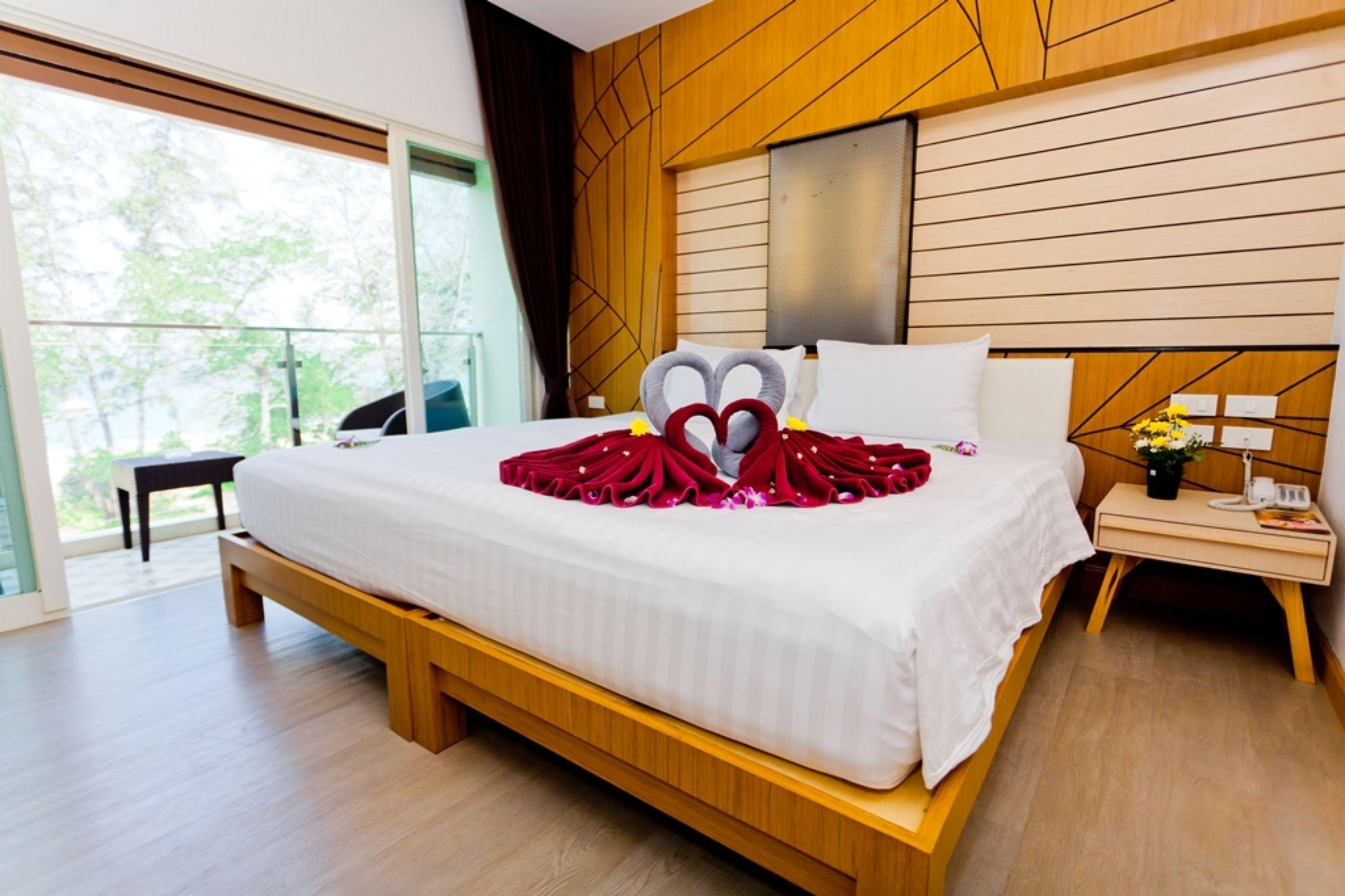 Anda Beachside Hotel Karon Esterno foto